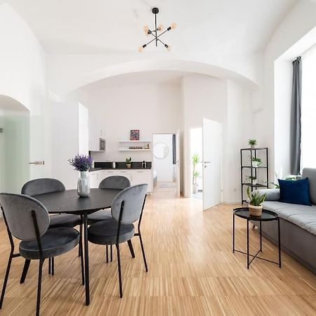 Spacious 2Br Near Attractions By Hm Wiedeń Zewnętrze zdjęcie
