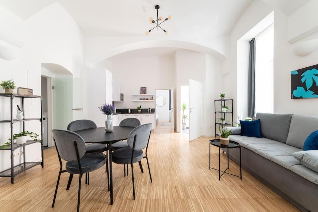 Spacious 2Br Near Attractions By Hm Wiedeń Zewnętrze zdjęcie